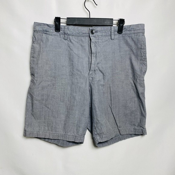 WOMENS LEE ACTIVE PERFORMANCE GRAY SHORTS SIZE 36” waist 9” inseam SEE PICTURES - Picture 1 of 3